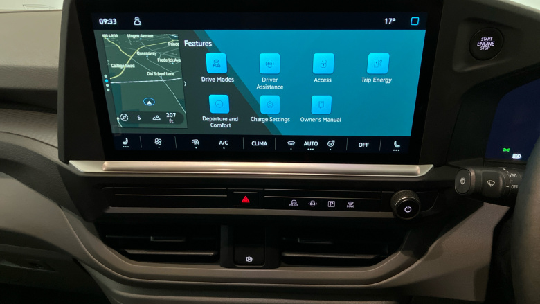 Volkswagen Transporter T32 Swb Electric 160kW 65kWh Commerce Pro Van Auto